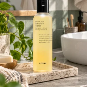 COSRX Full Fit Propolis Synergy Toner – toner facial cu 72,6% extract de propolis și 10,7% extract de miere